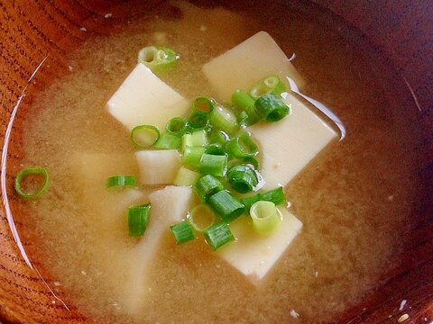 レンコンと豆腐の味噌汁